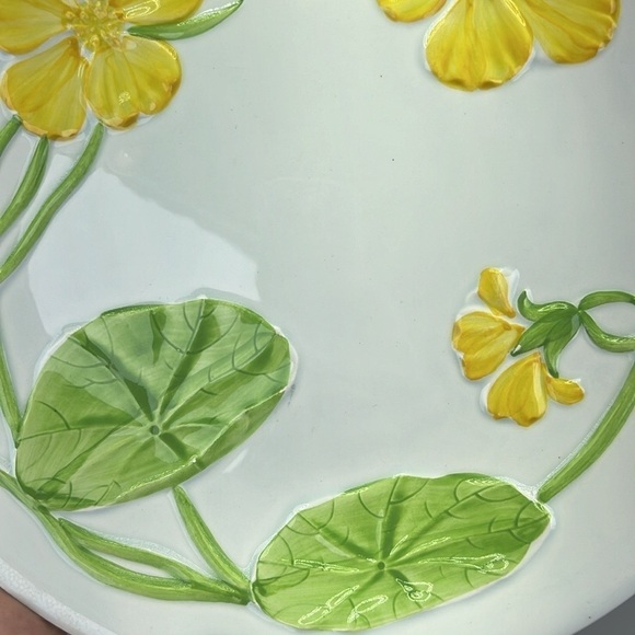 Connoisseur Collection Floral Plate - Picture 6 of 7
